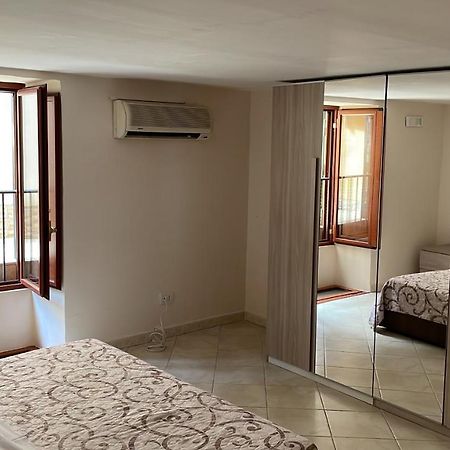 Casa Emilia Apartment Napoli Ngoại thất bức ảnh