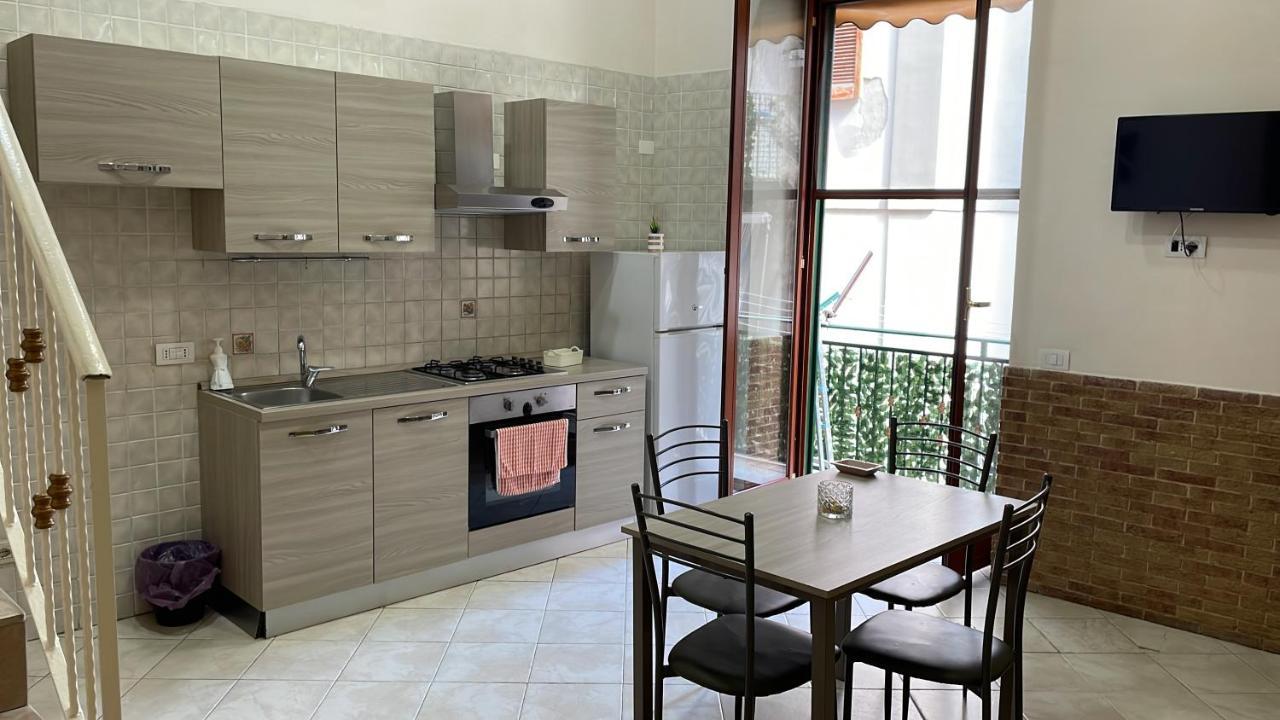 Casa Emilia Apartment Napoli Ngoại thất bức ảnh